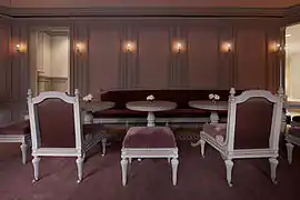 2008 : Ladurée - Le Salon aux perles, Tokyo.