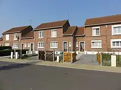 Des habitations post-Nationalisation.