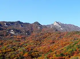 Vue du Bohyunsan (à droite).