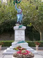 Le Poilu victorieux d'Arzens