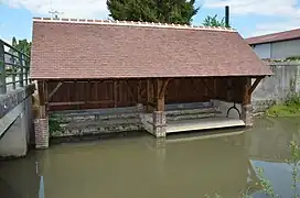 Le lavoir restauré.