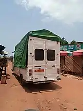 Véhicule de transport en commun à Abomey-Calavi.