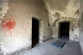 Le vestibule des deux magasins à poudre modèle 1874.