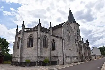 Vue du chevet de l'église.
