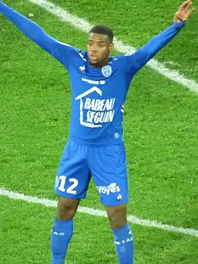 Image illustrative de l’article Warren Tchimbembé