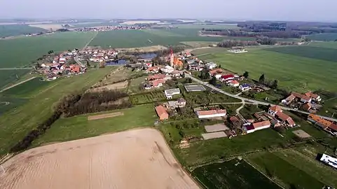 Vue aérienne oblique de Babice.