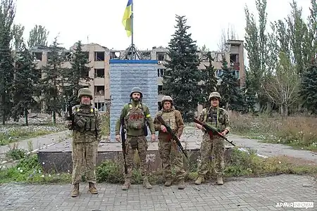 Soldats ukrainiens après la libération de Vyssokopillia en septembre 2022.