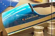 Photo d'un morceau de cockpit.