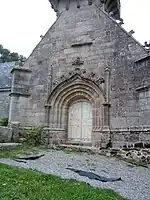 Le portail flamboyant.