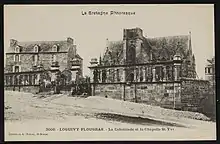 L'église Saint-Ivy et sa colonnade en 1926.