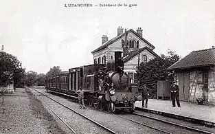Un train en gare vers 1900.