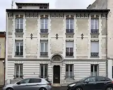 Maison au 43 de l'avenue.