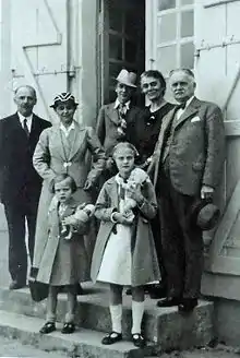 Malègue, Yvonne Pouzin, trois neveux (Anne-Marie, Jacques et Françoise), Geneviève Haller et son mari Franck Malègue