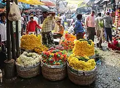 Marché aux fleurs à Calcutta.