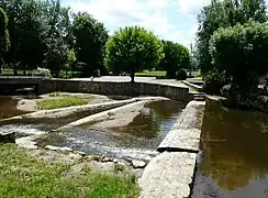 En aval de la RD 14.