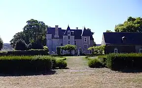 Manoir de la Brideraie à Marcé depuis le jardin.