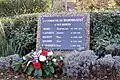 Stèle aux morts près de la mairie (nov.&nbsp;2011)