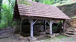 Le lavoir rénové.