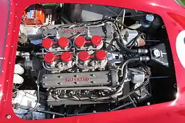 Moteur V8 4,5 L de 400&nbsp;chevaux Maserati 450S
