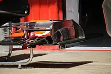 Photo de l'aileron avant des McLaren MP4-26 au Grand Prix automobile d'Espagne