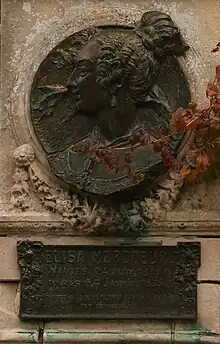 Médaillon réalisé par Sébastien de Boishéraud en 1909, Jardin des plantes, Nantes