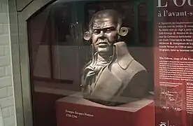 Buste de Danton à la station Odéon.