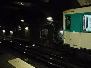 TIV de chantier placé sur la voie : limitation à 30&nbsp;km/h en raison de travaux.