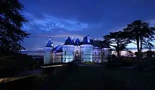 Le château de nuit.
