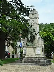 Le Poilu victorieux de Saint-Benoît