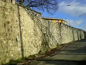 Près de la Porta Napoli.