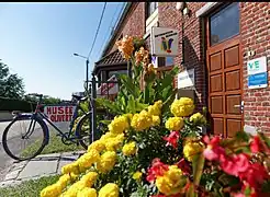 Depuis 2012, Museam Louvroil  syndicat d'initiative propose des expositions, sur le patrimoine, le recup'Art et l'industrie.