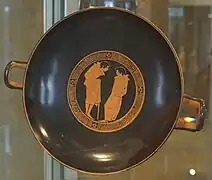 Skyphos attique à figures rouges.