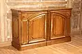 Buffet de style Louis XIII, réplique d'un modèle d'époque.