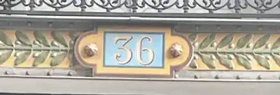 No&nbsp;36, rue Saint-Sulpice. Numéro spécifique pour les maisons closes.