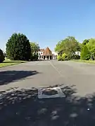 Le puits no&nbsp;1 dans son environnement.