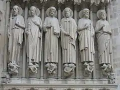 Statues du piédroit de droite, du XIXe&nbsp;siècle : Paul, Jacques le Majeur, Thomas, Philippe, Jude et Matthieu.