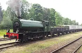 Une « saddle tank » ex-War Department, ex-Chemins de fer néerlandais, préservée par la Stoom Stichting Nederland.