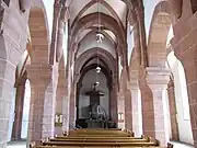 Intérieur de l'église Saint-Adelphe.