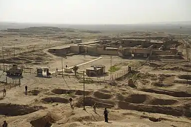 Les ruines du Palais nord-ouest en 2008, après leur restauration par les autorités irakiennes et avant leur destruction par l’État islamique.