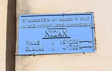 Ancienne plaque directionnelle.