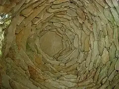 Toit de la cadole du plateau de Blu.