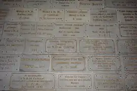 Photographie en couleur d'une chapelle.