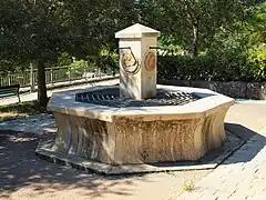 Fontaine.