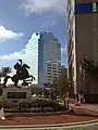 Statue d'Andrew Jackson au terminus de Laura Street à Independent Drive