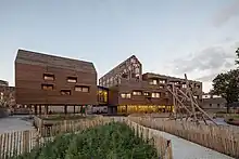 La maison du Val Caron, pôle petite enfance, La Défense