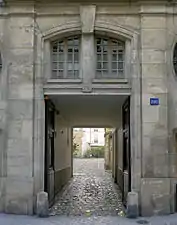 Entrée du no&nbsp;29 bis (hôtel d'Albret).