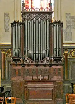 L'orgue du transept sud.