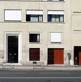 No&nbsp;32 : emplacement de l'ancienne tour Barbeau.