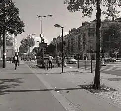 Entrée du métro de la porte de Vanves.