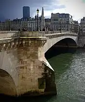 Pont vu depuis le quai d'Orléans, 4e&nbsp;arrondissement.
